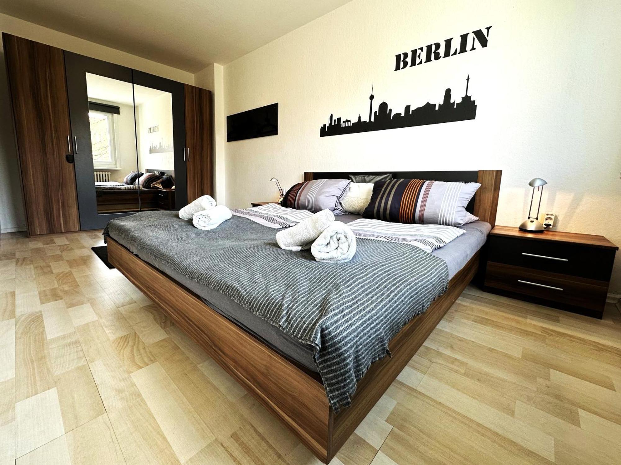 "Ideal" - Berlin Zu Zweit - Citynah, Verkehrsguenstig, Wlan, Supermarkt, Flexibler Check-In Berlim Exterior foto